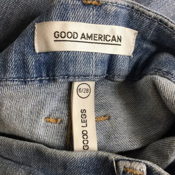 Good American Good Legs Distressed Released Hem Jeans - Picture 8 of 9